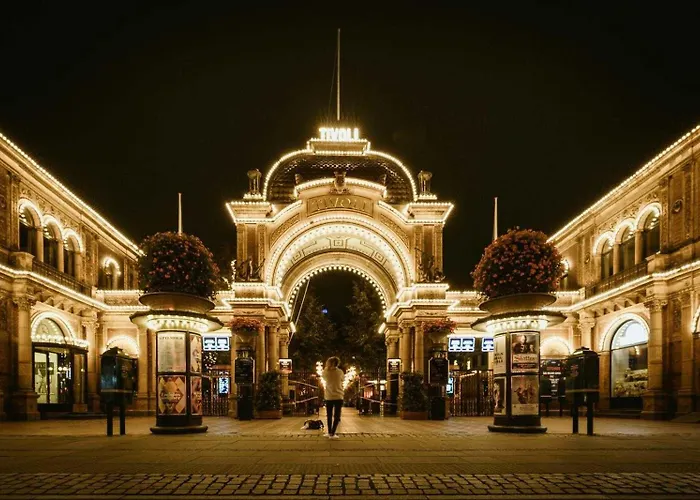Top Location - Steps From Tivoli & Nyhavn