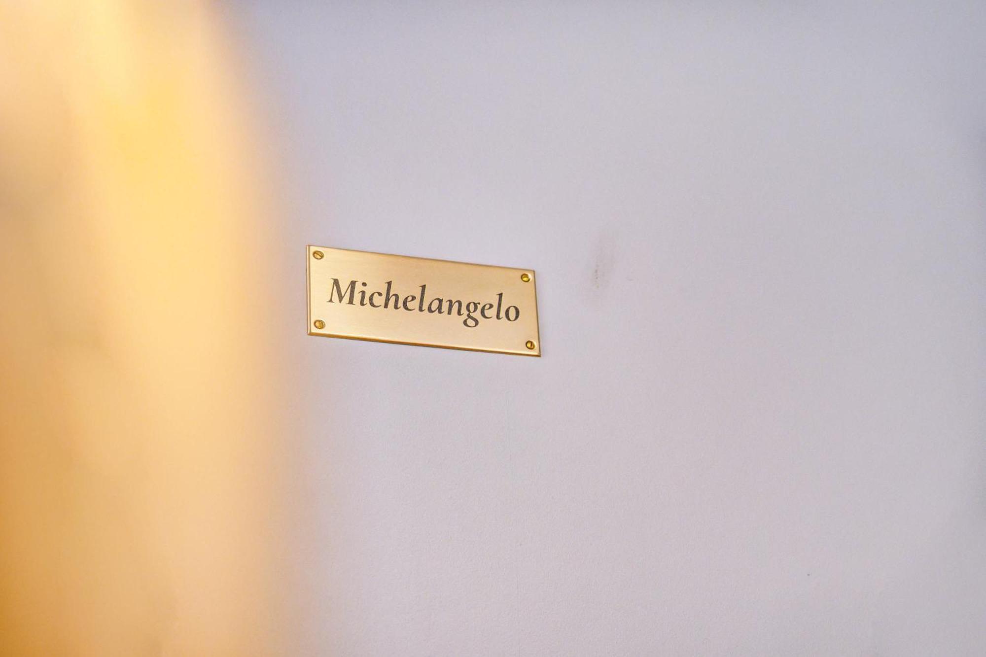 Location - Steps From Tivoli & Nyhavn *