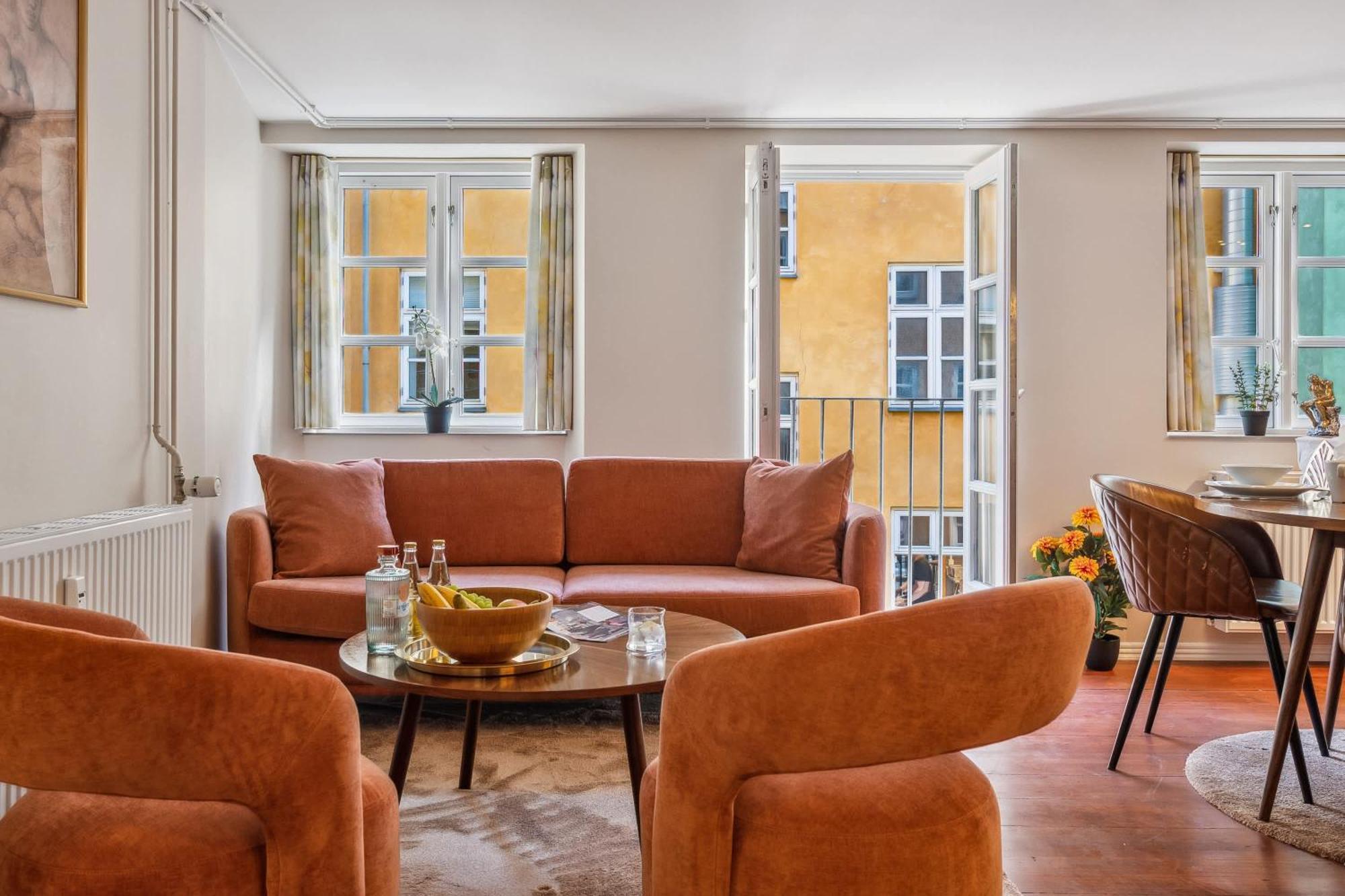 Location - Steps From Tivoli & Nyhavn Apartment *