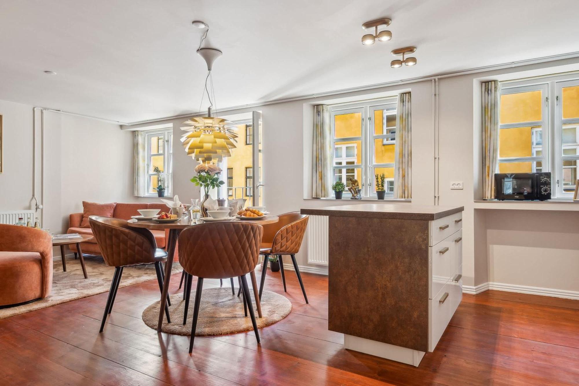 Apartment Location - Steps From Tivoli & Nyhavn