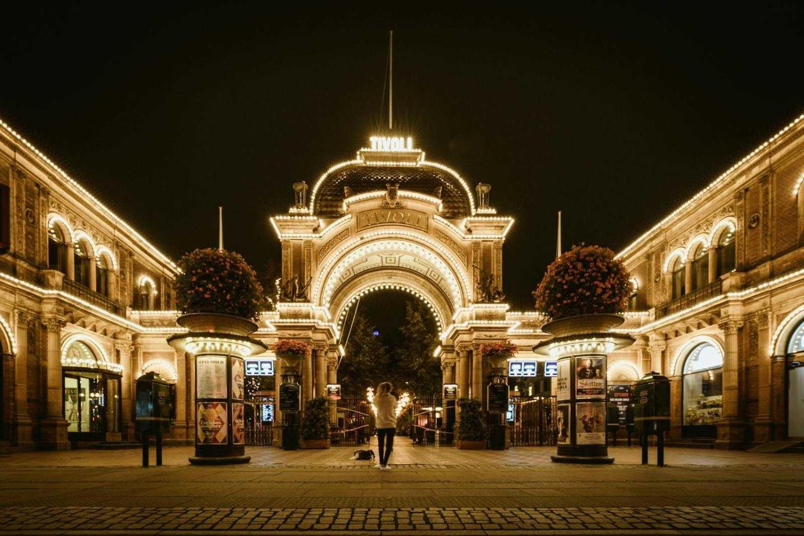 Location - Steps From Tivoli & Nyhavn Copenhagen