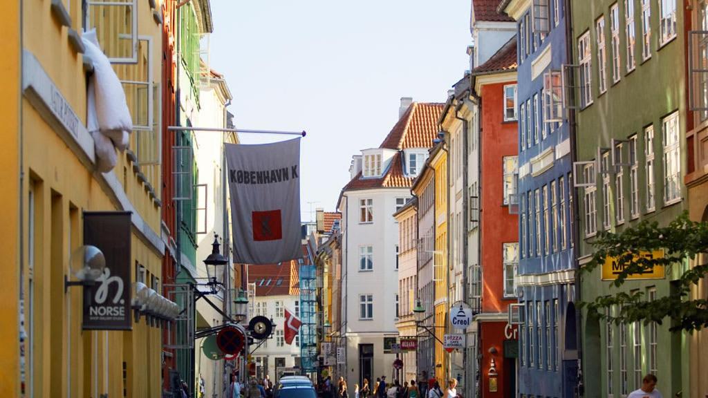 Location - Steps From Tivoli & Nyhavn Copenhagen