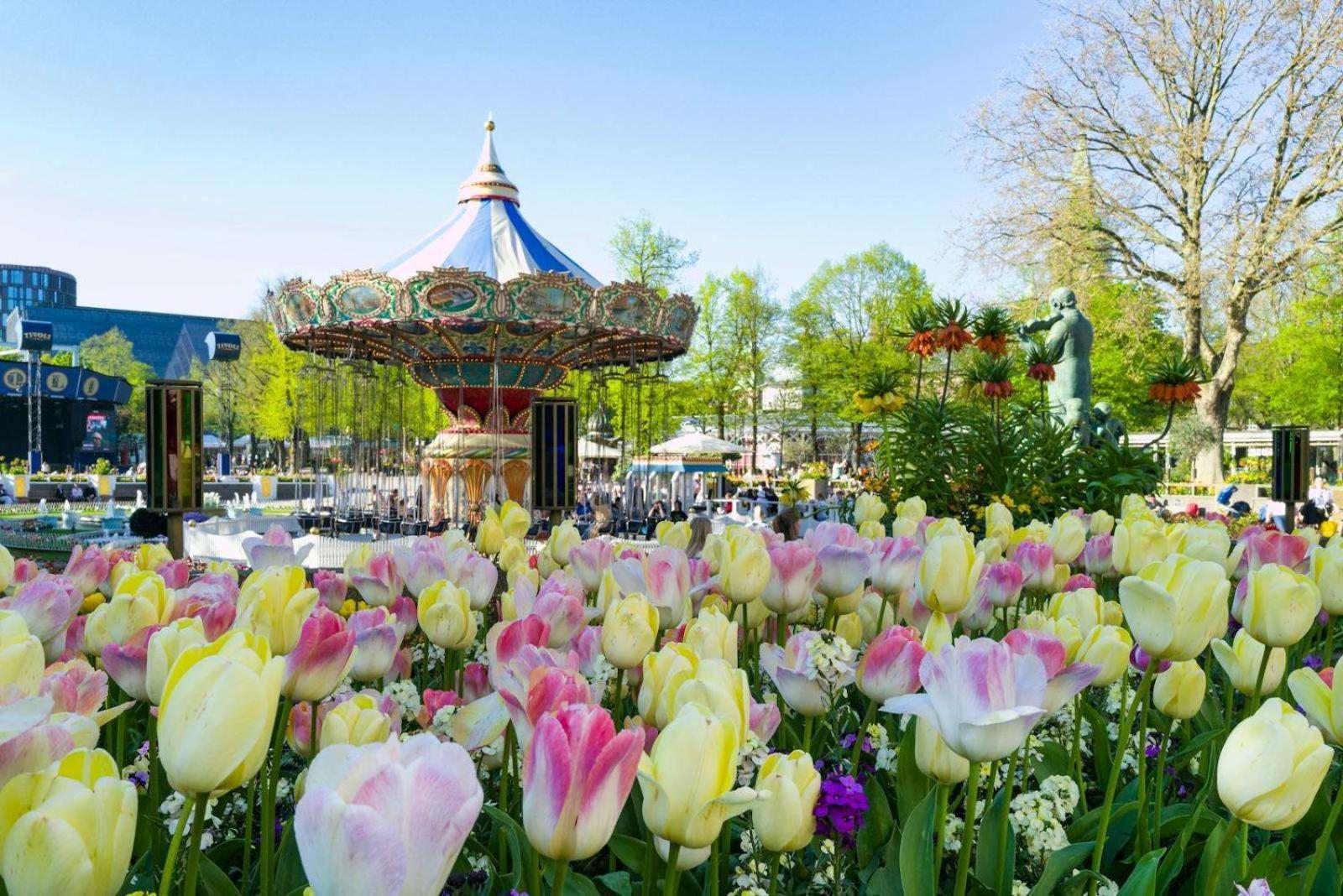 Location - Steps From Tivoli & Nyhavn Apartment *